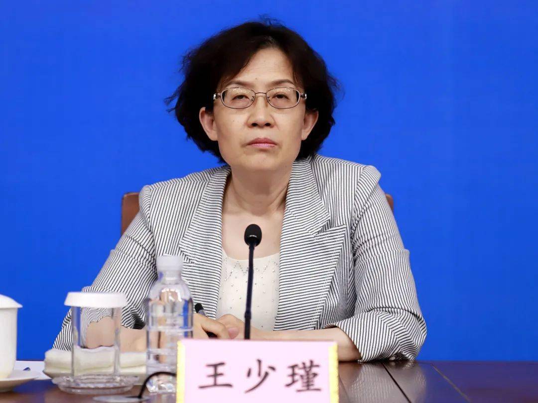 新澳门三期，必开一期的%词语释义与落实策略